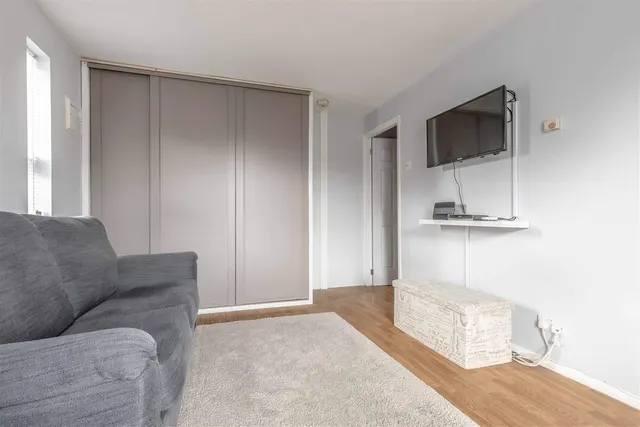 Photo 3 — 23 Holmlea Road, Datchet, Berkshire, SL3 9HG