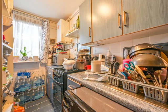 Photo 2 — 19 Butler House, Burdett Road, London
