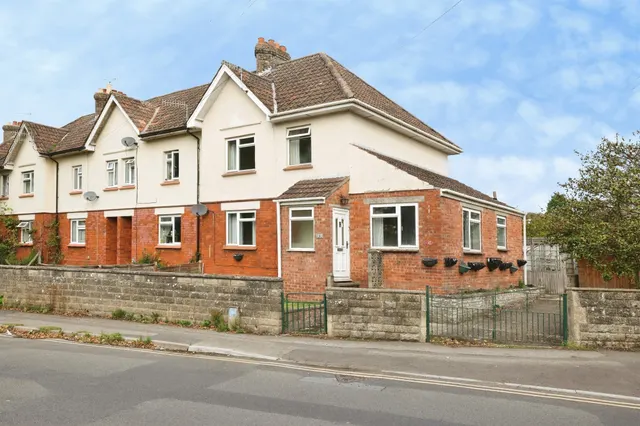 Abberd Way, Calne, SN11, photo 1