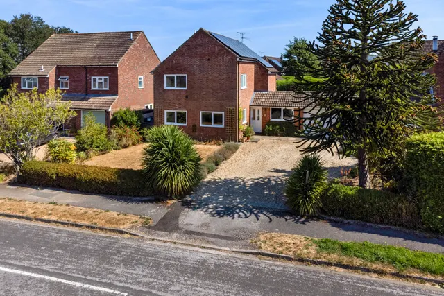 Churchfields, Kingsley, GU35, photo 1