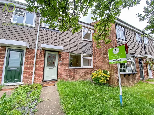 Woolmans Close, Broxbourne, EN10, photo 1