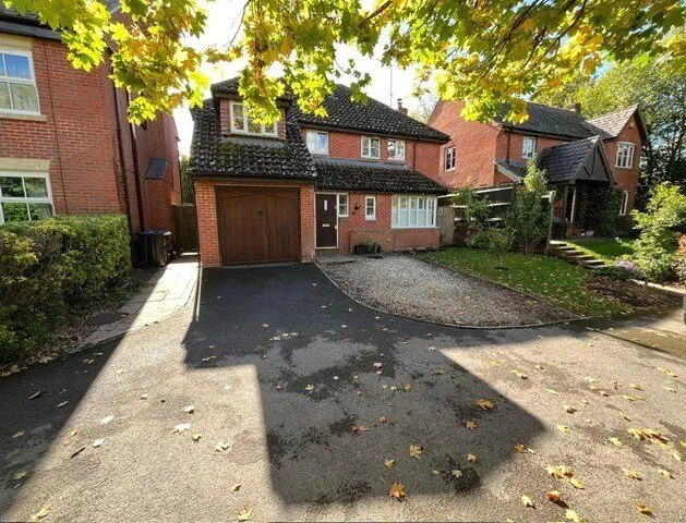 Wheeler Close, Pewsey, SN9, photo 1