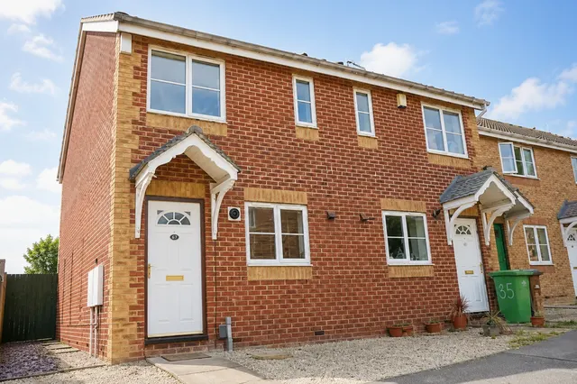 Bullfinch Road, Nottingham, NG6, photo 1
