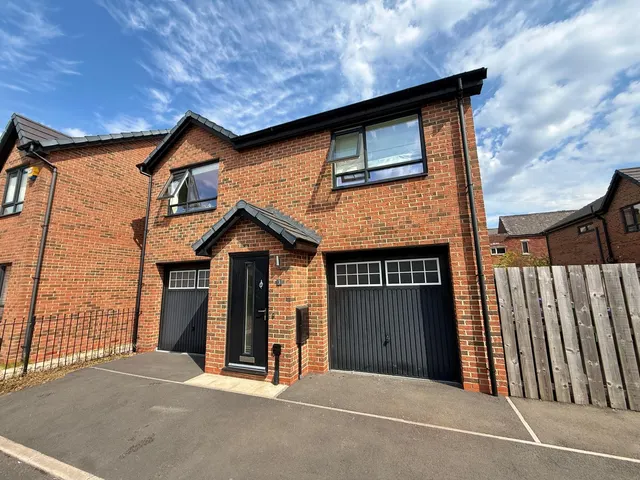 Taylor Street, Denton, M34, photo 1