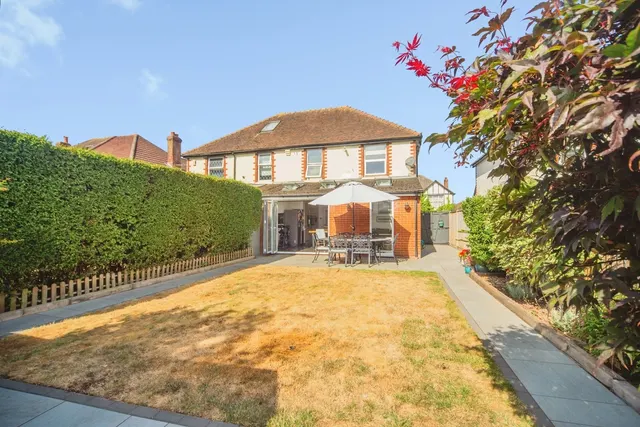 Lansdowne Road, Regents Park, SO15, photo 3