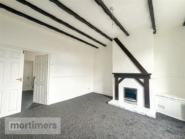 Livesey Branch Road, Blackburn, BB2, photo 2