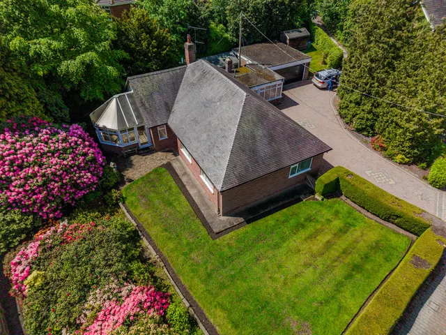 Saddlers Wells, Tarporley, photo 1
