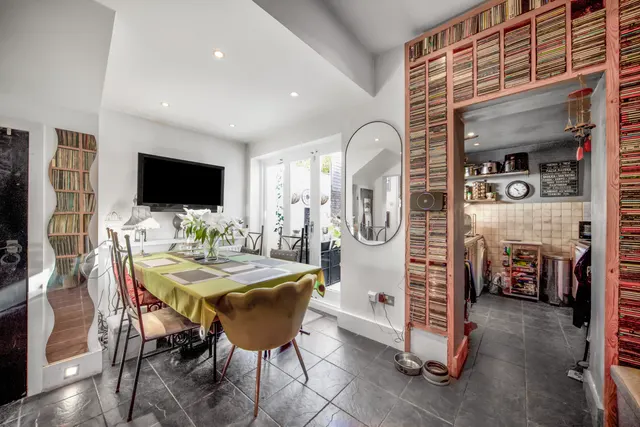 Old Oak Lane, London, NW10, photo 1