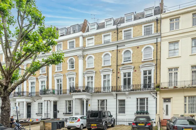 Flat 8, 96-98 Inverness Terrace, London, photo 1