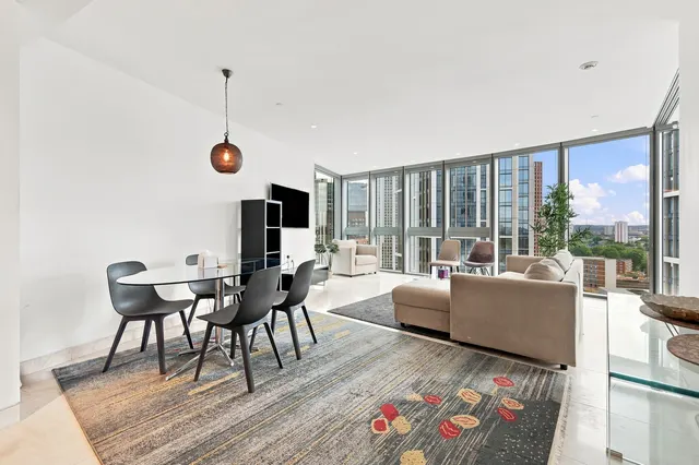 St. George Wharf, London, SW8, photo 1