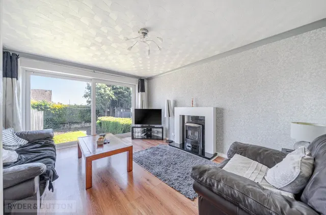 Heathmoor Way, Halifax, HX2, photo 2