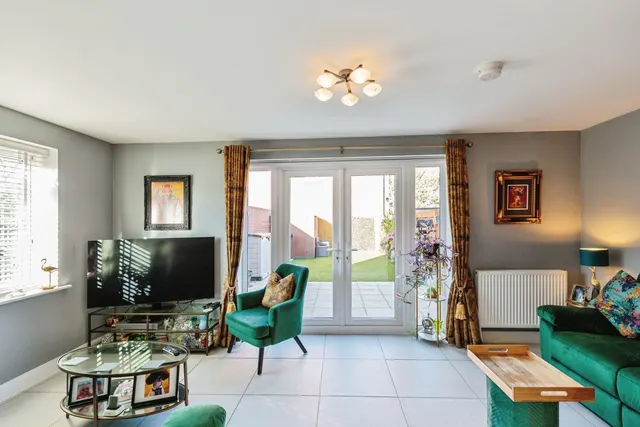 Falcon Avenue, Thornton-Cleveleys, FY5, photo 2