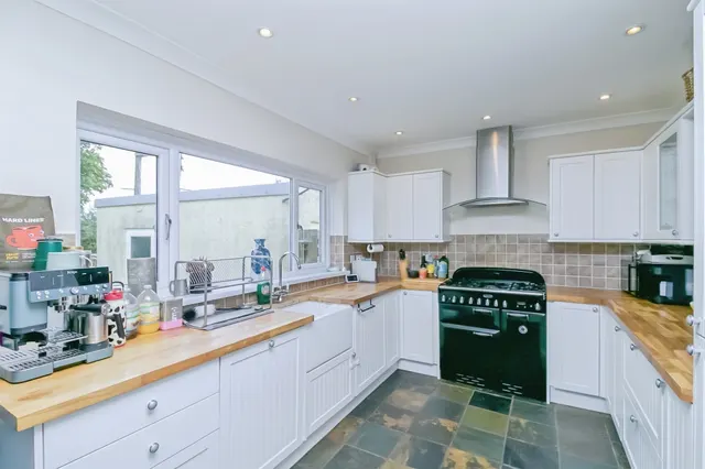Broughton Road, Cowbridge, CF71, photo 3