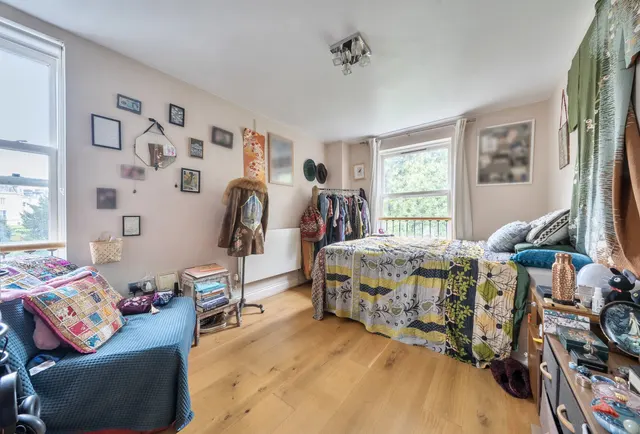 Photo 3 — Bredbury House, Kent, 77 Mount Ephraim, TN4 8BS