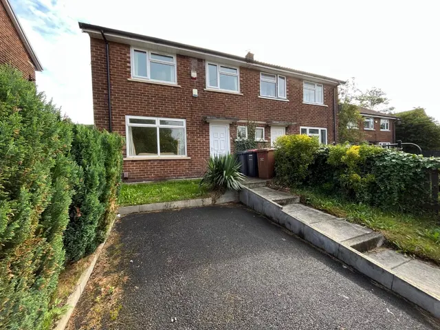 Bank Lane, Little Hulton, Manchester, Lancashire, M38 9UH, photo 1
