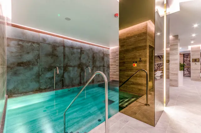 Photo 3 — Apartment 56, Carrara Tower, 1 Bollinder Place, London