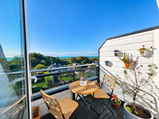 Seabrook Road, Hythe, CT21, photo 2