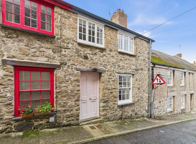New Street, Penryn, photo 1