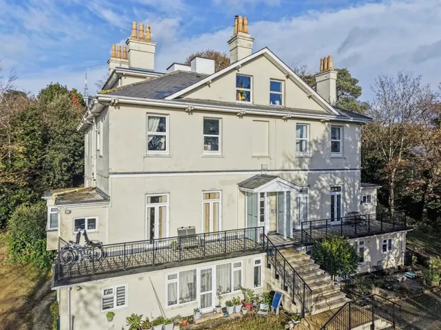 Courtenay Road, Poole, photo 1