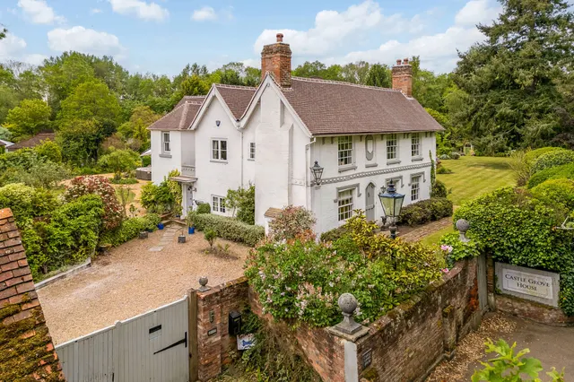 Photo 2 — Castle Grove Road, Woking, GU24
