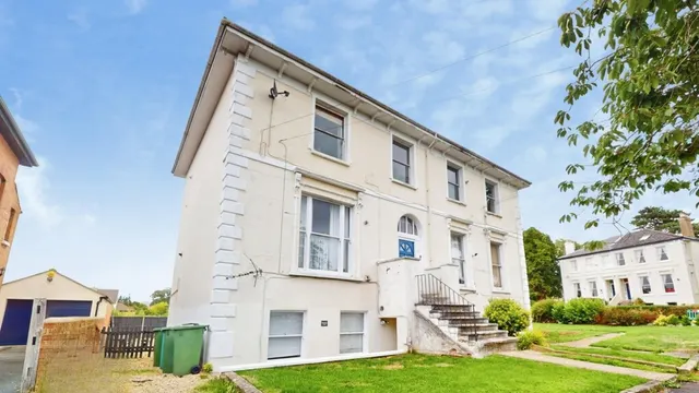 Eldon Road, Cheltenham, GL52, photo 1