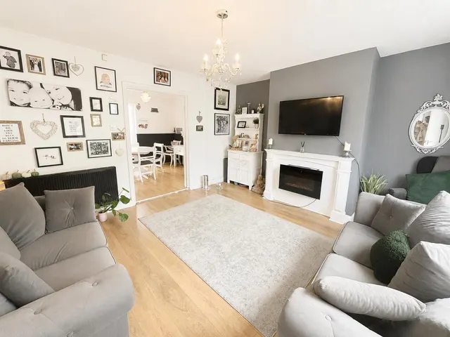 Photo 2 — Ringwood Avenue, Radcliffe, Manchester, M26 1BP