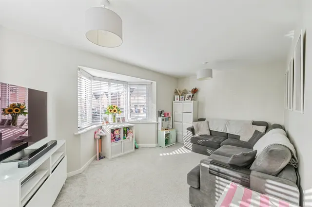 Meadow Way, Tamworth, B79, photo 2
