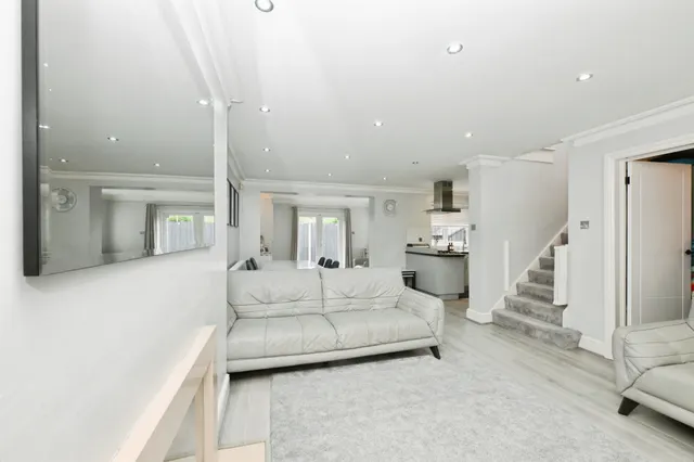 Nunsbury Drive, Broxbourne, EN10, photo 2