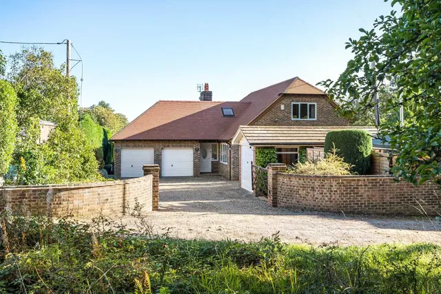 Conford Road, Conford, GU30, photo 1