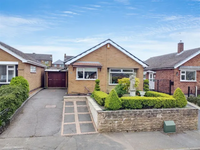 Ellerslie Grove, Sandiacre, NG10, photo 1
