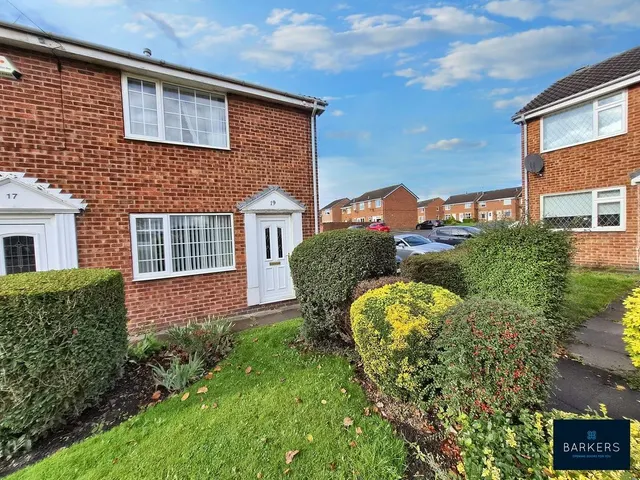 Beech Walk, Birkenshaw BD11 2PE, photo 1