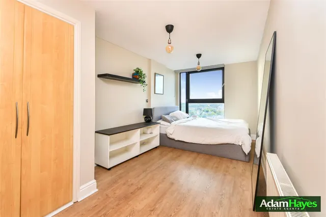 Kingsway, North Finchley, N12, photo 3