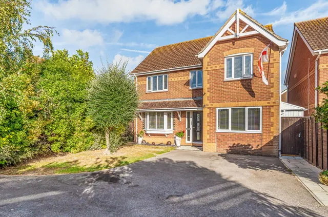 Mixon Close, Selsey, PO20, photo 1