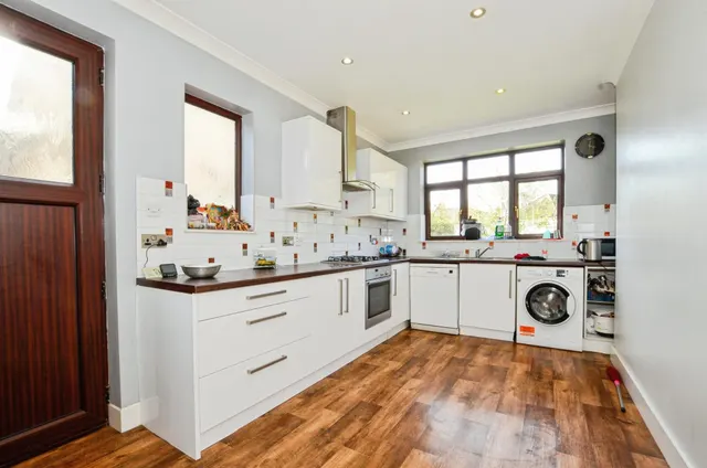 Bonnersfield Close, Harrow, HA1, photo 3