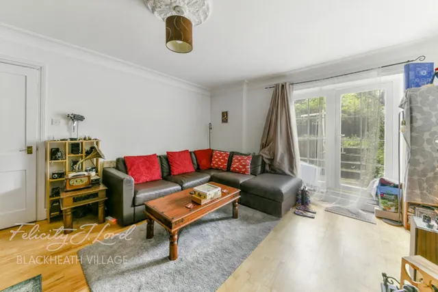 Shooters Hill Road, London, SE3, photo 2