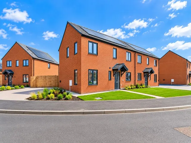 Peacock Drive, Bradwell, NR31, photo 1