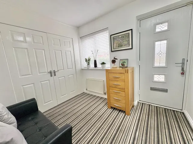 Jubilee Street, Toronto, DL14, photo 3