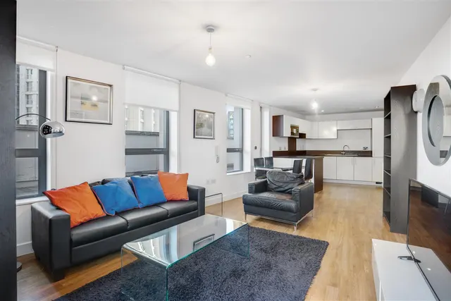 Cornmill Lane, Lewisham, SE13, photo 1