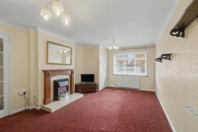 Copseside Close, Long Eaton, NG10, photo 2