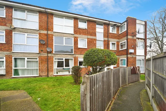 Whitley Road, London, N17, photo 1