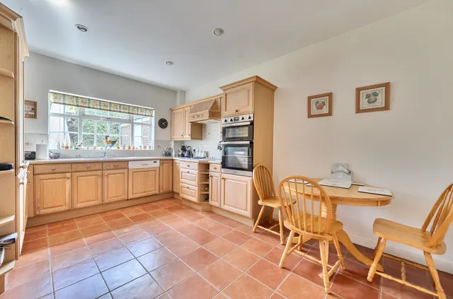 Cranbrook Road, Goudhurst, TN17, photo 3