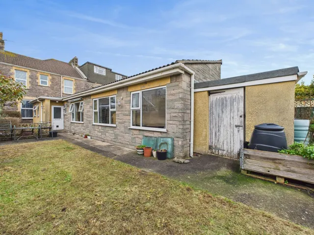Clevedon Road, Weston-Super-Mare, BS23, photo 1