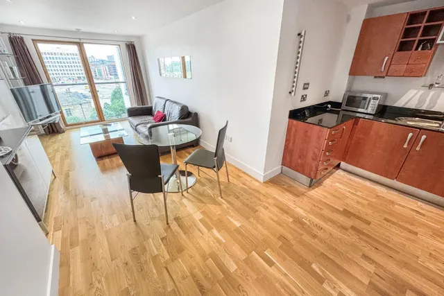 Armouries Way, Leeds, LS10, photo 2