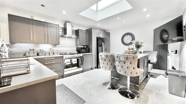 Howbeck Road, Oxton, CH43, photo 3