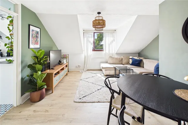 Gleneldon Road, London, SW16, photo 1