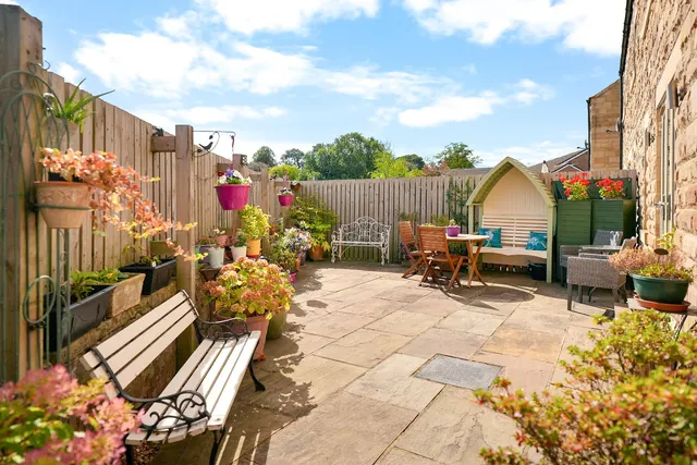 Sycamore Close, Baldersby, YO7, photo 2