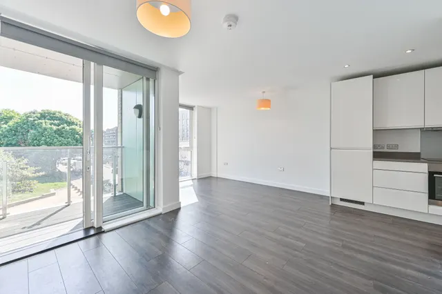 Photo 2 — Showflat 5 (2 Bed) UNCLE New Cross, Batavia Road, London