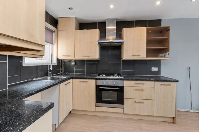 Photo 3 — Cabul Close, Warrington, Warrington, WA2 7SD