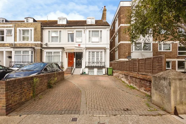 Grove Road North, Southsea, PO5, photo 1