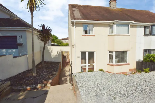 Dart Avenue, Torquay, Devon, TQ2
